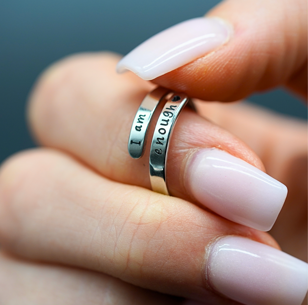 I Am Enough Inspirational Ring — Self-Love Oil Pressure Opening Band