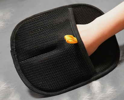 Pet Hair Remover Glove — Deshedding Brush Mitt for Dogs, Cats & Rabbits
